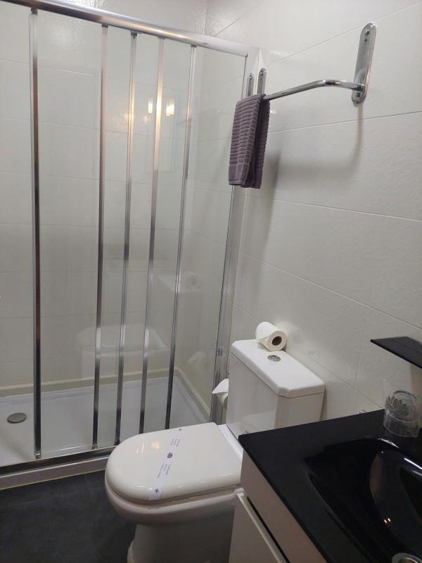 Quadruple Room with Bathroom image 2