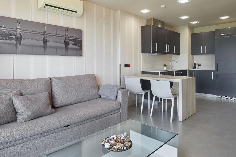 Superior Two-Bedroom Apartment with Terrace image 1