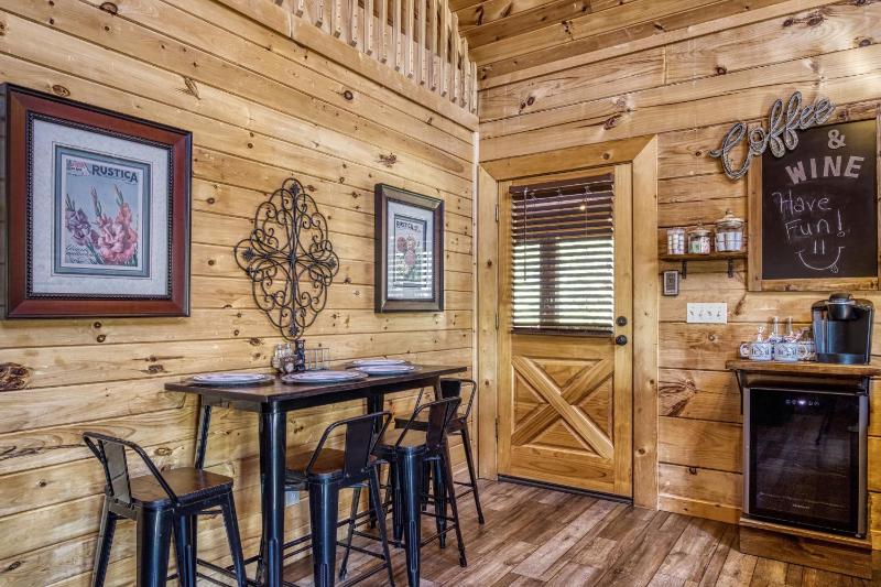 Baby Bear Cabin - image 25