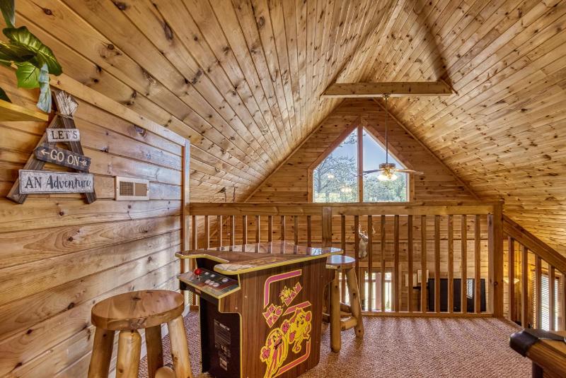 Baby Bear Cabin - image 12