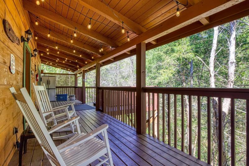 Baby Bear Cabin - image 3