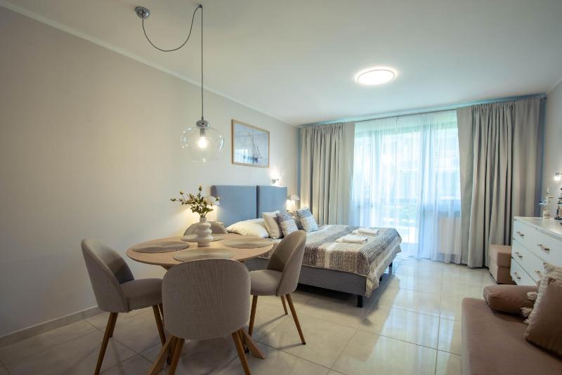 Apartamenty Zdrojowa 18 Studio z ogródkiem - Apartamenty na Wyspie - image 14