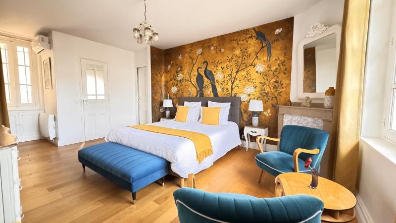 Double Room with Private Bathroom image 1