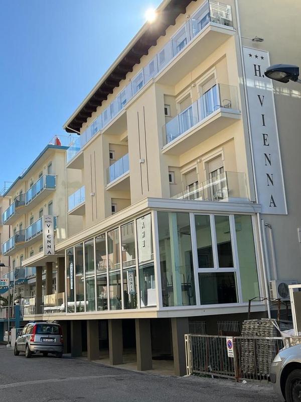 Hotel Vienna Rivazzurra - image 16