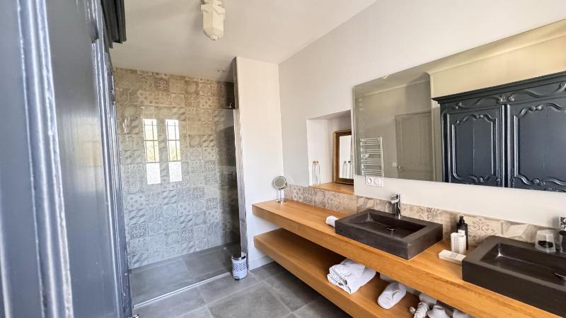 Double Room with Private Bathroom image 4