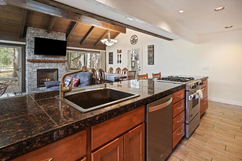 4br 2 Bath home in 2 Landrise - image 38