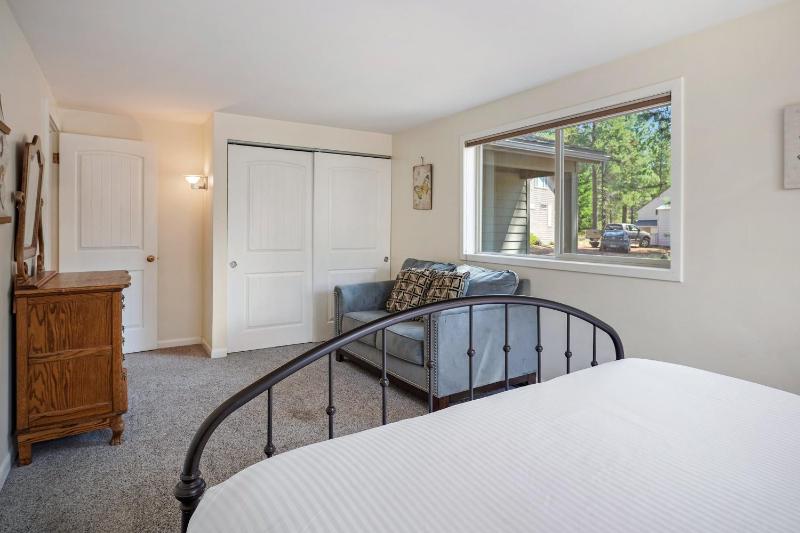 4br 2 Bath home in 2 Landrise - image 40