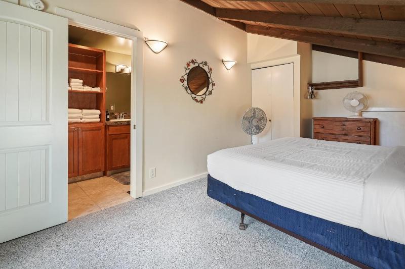 4br 2 Bath home in 2 Landrise - image 37