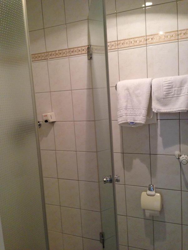 Triple Room image 2