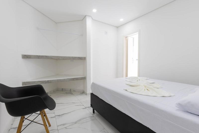 Cobertura a beira mar com piscina e churrasqueira - image 15