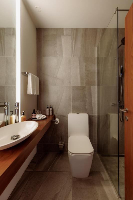 Standard Double Room with Sea View image 2