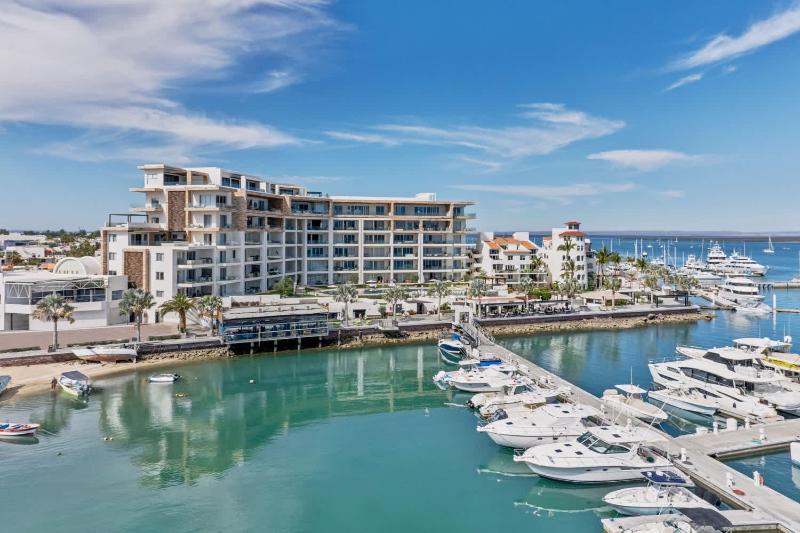 Live Aqua Private Residences La Paz - image 22