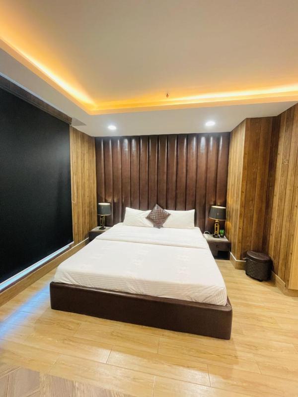 Studio Apartment in Gold Crest Mall - DHA Lahore - image 14