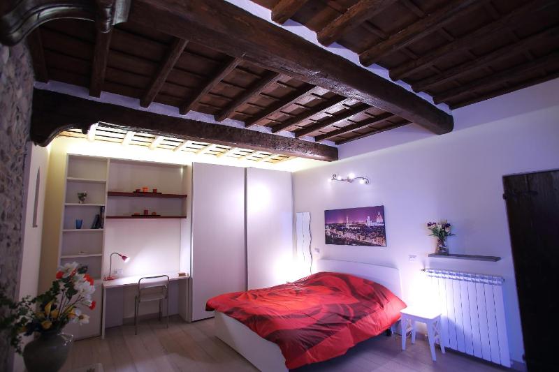Visit Florentia Apartment - image 4