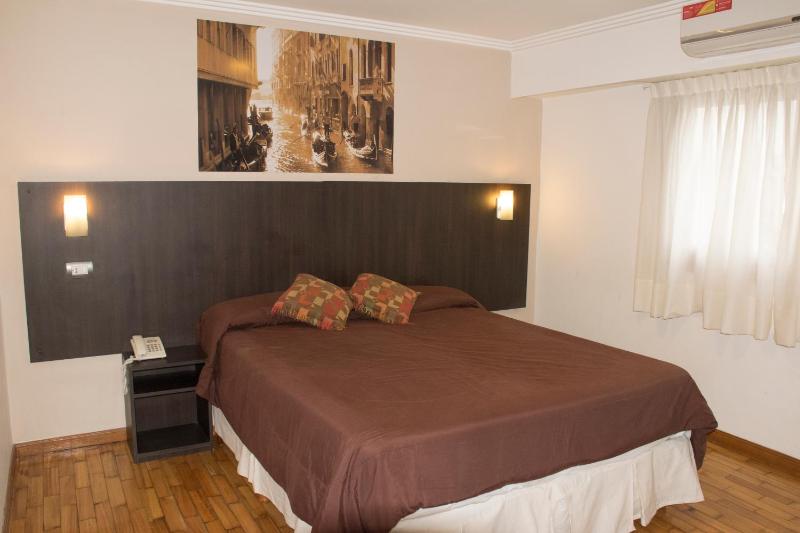 Hotel Zurich - image 11