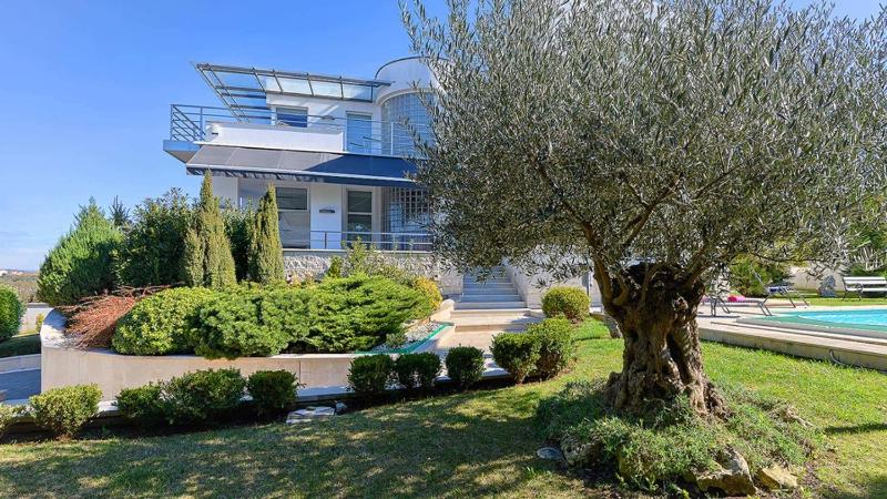 Luxury villa with a swimming pool Pjescana Uvala Pula - 21972 - image 20