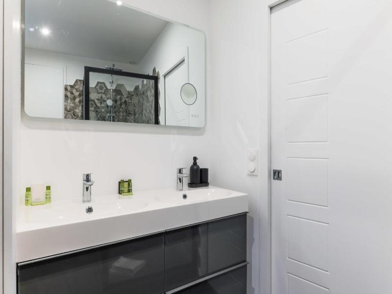 Magnificent apartment - 4BR 10P - Arc de Triomphe - image 6