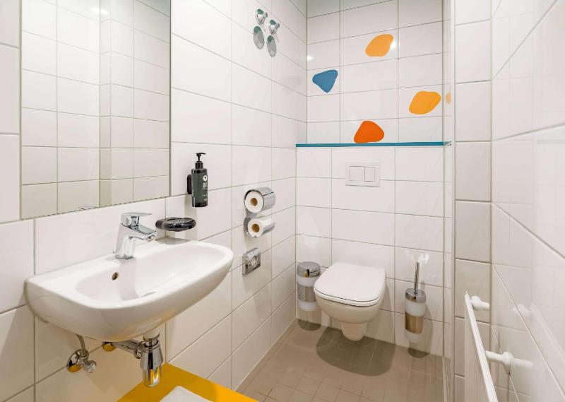 Ramada Encore by Wyndham Munich Messe - image 7