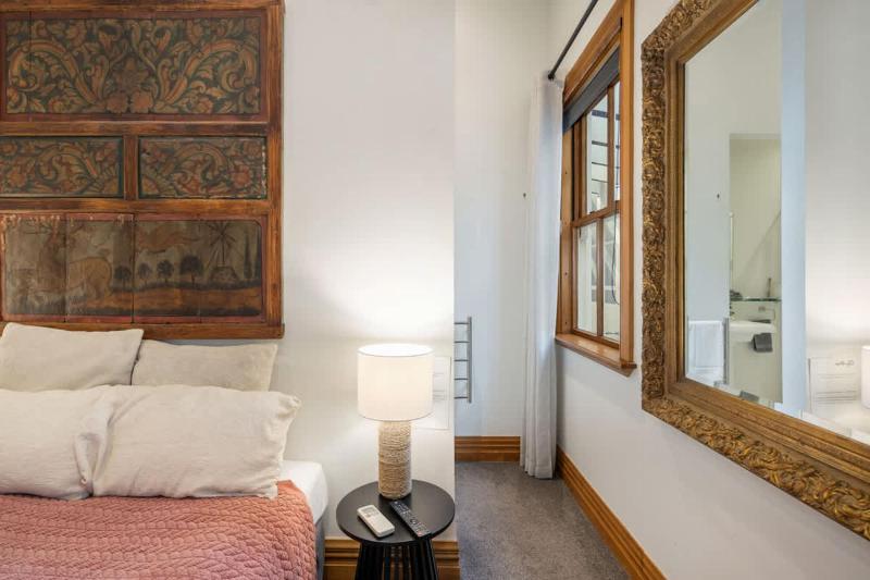 Lambton Quay Loft - Sleeps 11 - image 4