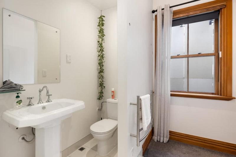 Lambton Quay Loft - Sleeps 11 - image 42