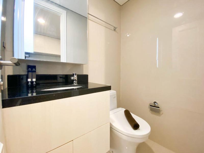 Modern Look Studio Apartment at Marquis de Lafayette By Travelio - image 7