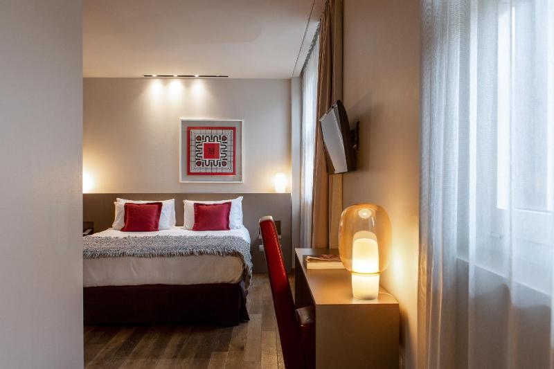 Superior Double or Twin Room image 1
