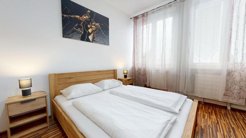  Double Room with Bath image 2