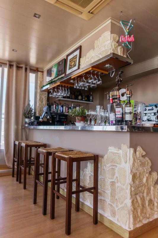 Hotel Polamar - image 9