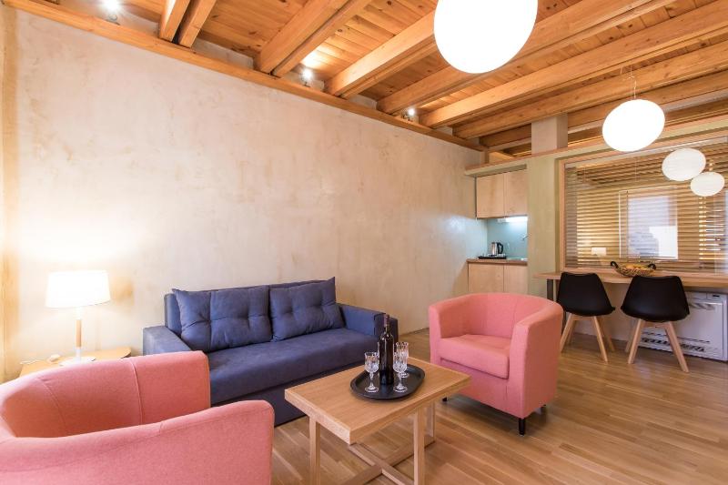 Suite with Balcony image 3