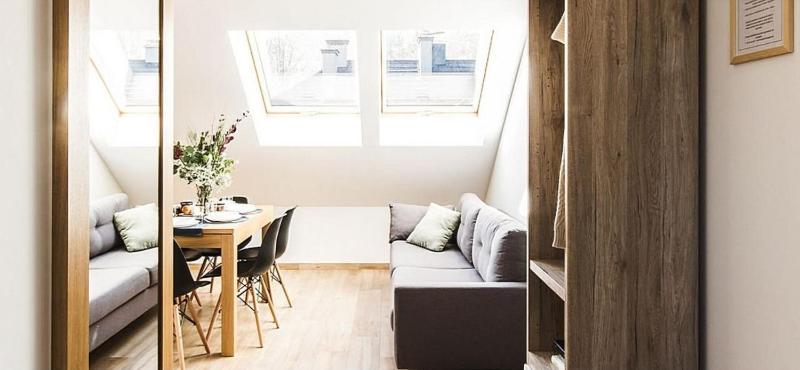 Deluxe Two-Bedroom Apartment with Balcony and air conditioning in the Attic image 1