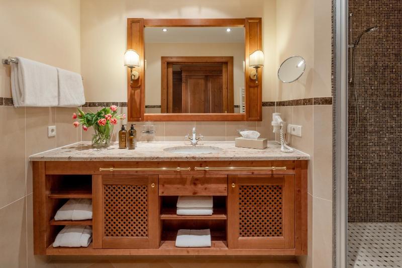Superior Double Room image 2