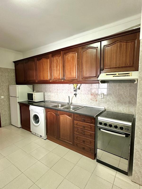 One-Bedroom Apartment with Sea View image 4