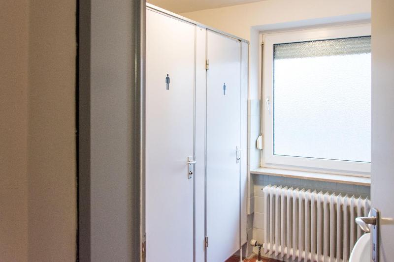1 2 sleep Hostel Nürnberg Messe - image 32