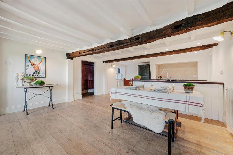 Wheelwrights Cottage - image 19