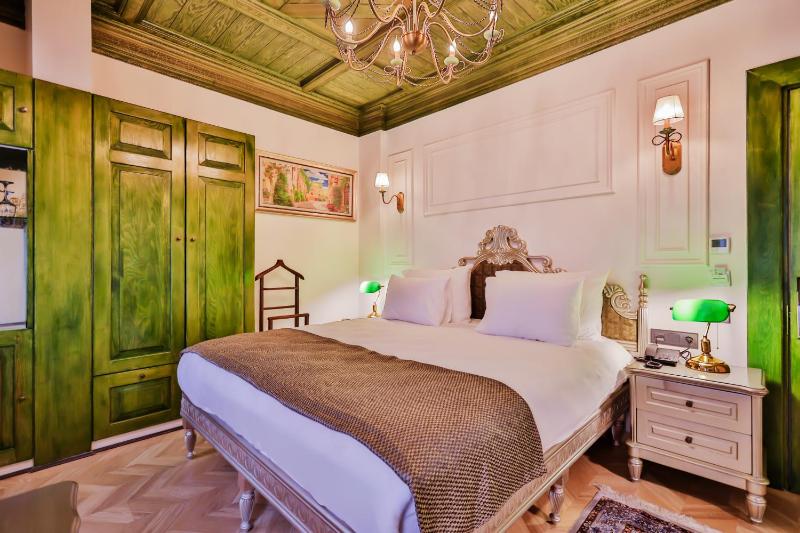 Emerald Mansion Hotel - Special Category - image 2
