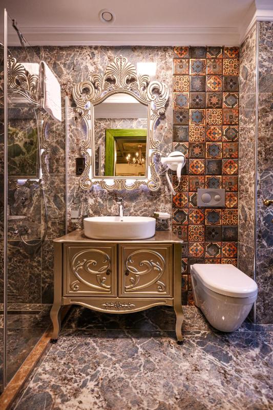 Emerald Mansion Hotel - Special Category - image 12