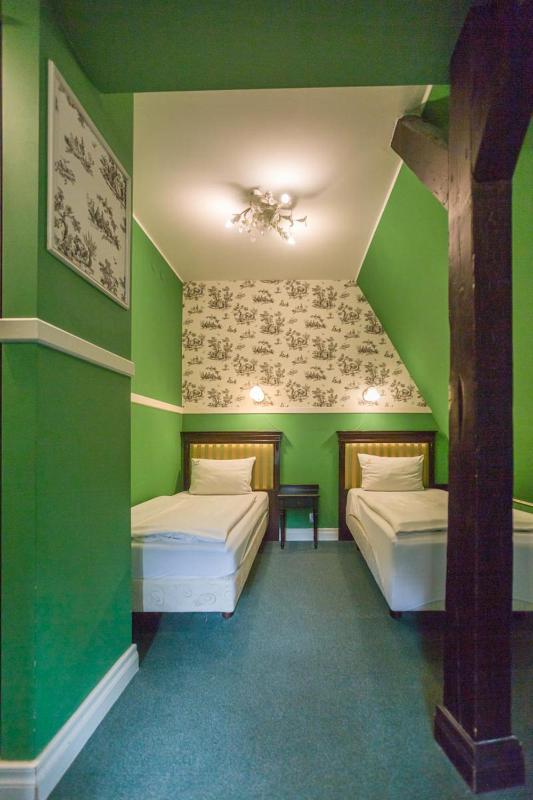Budget Twin Room image 1