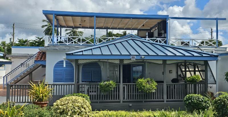 Banyan Beach House Villa - image 5