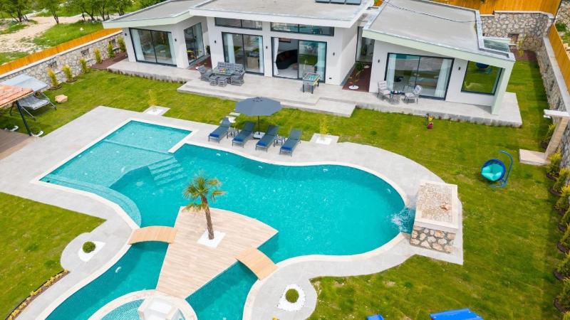 3 bedroom Luxury Villa in Saribelen - image 40