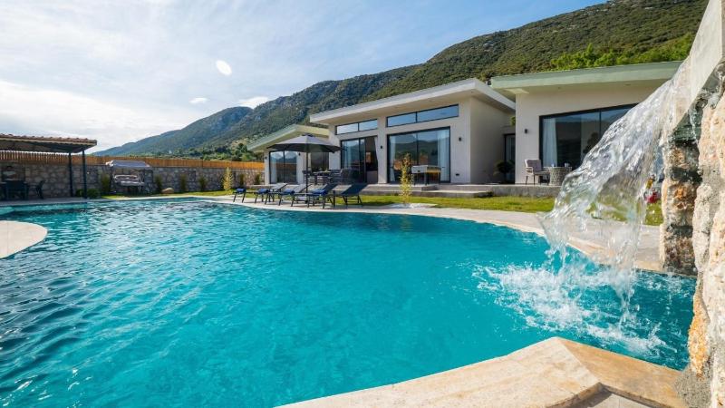 3 bedroom Luxury Villa in Saribelen - image 18