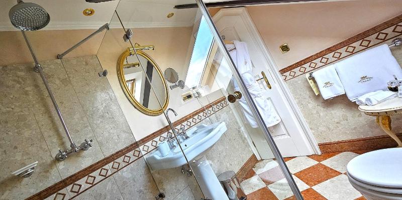 Tower Suite image 2