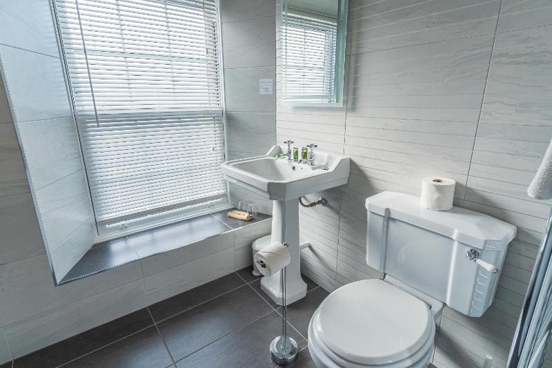 Standard Double or Twin Room image 2