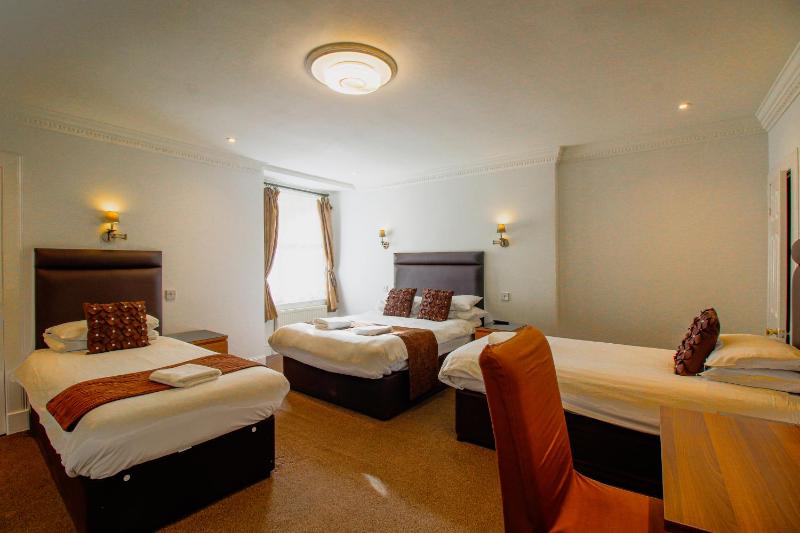 Triple Room image 1