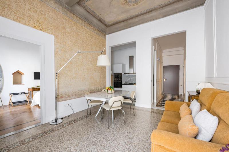 Apartments Florence - Frescoes Elegance - image 4
