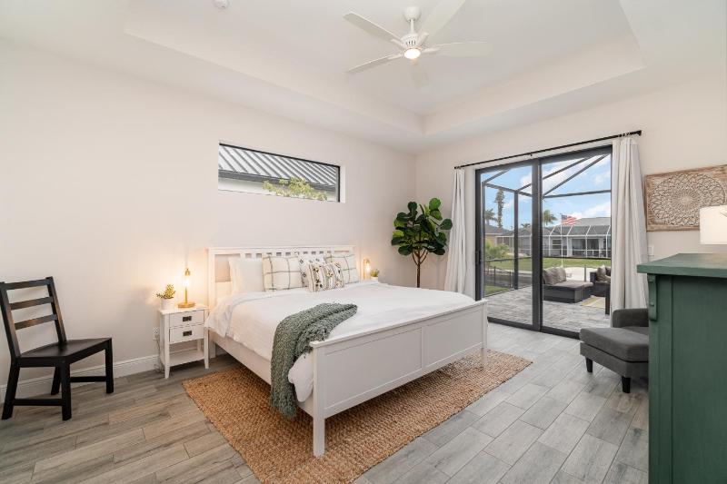 Luxurious 4BR3BA at Waterfront Villa Blue Lagoon - image 8