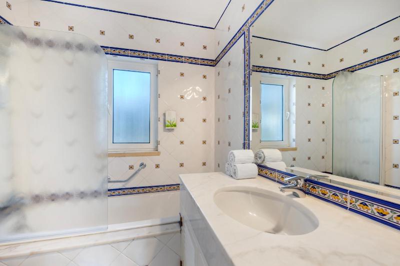 Standard Two-Bedroom Apartment image 4