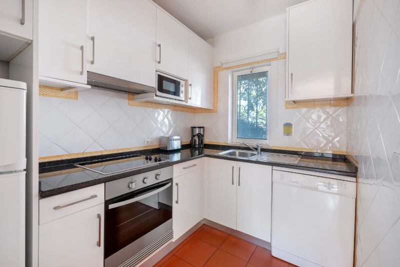 Standard Two-Bedroom Apartment image 3