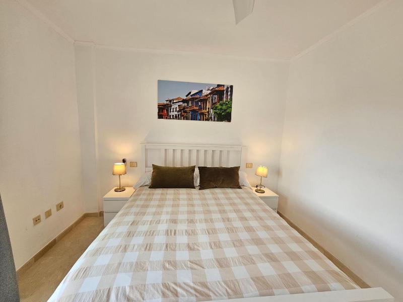 Luxury Renovated Duplex with Pools Private Jacuzzi - image 33