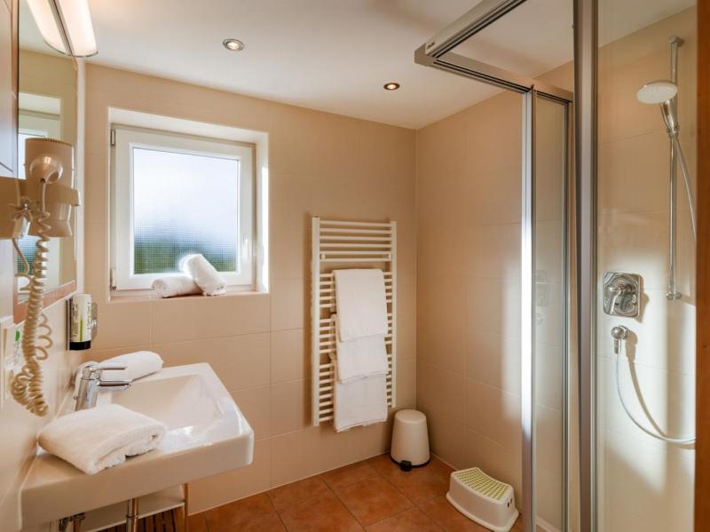 Superior Suite image 4