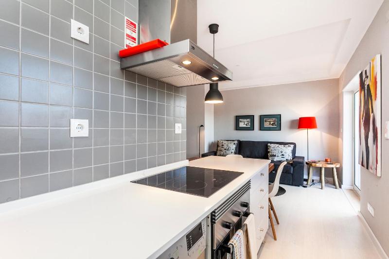 Bright Visconde Apartment - image 33